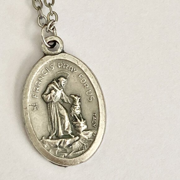 Vintage Saint Anthony Francis Medal Pendant Necklace Italy 18" Stainless Chain - Picture 10 of 15